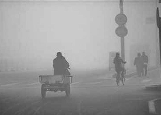 青岛市环保局突击查大气，8家企业吐脏气被“抓现行”