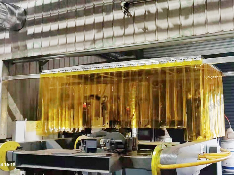 焊接机器人除尘设备轻松应对机器人焊接烟尘污染问题