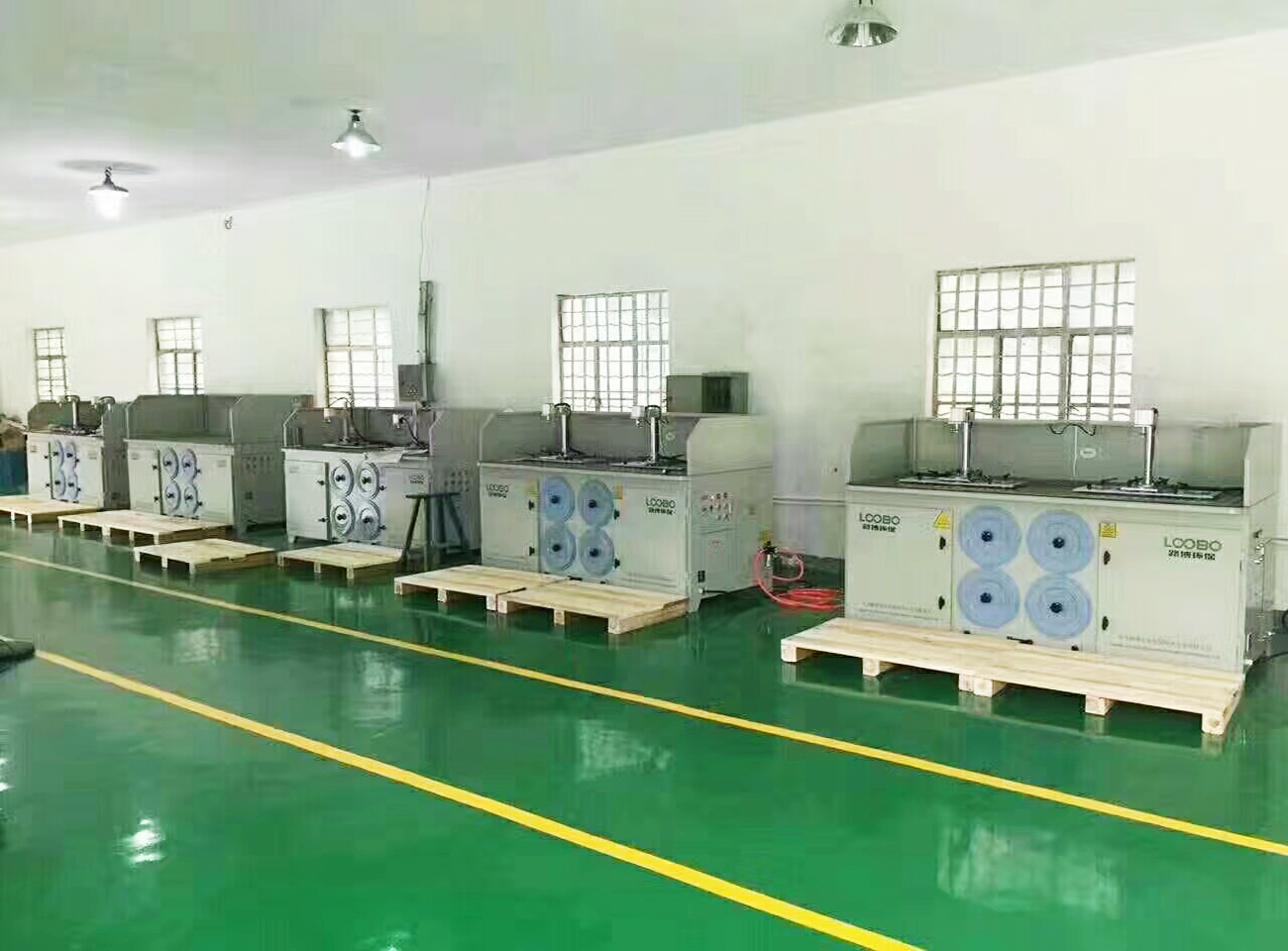 打磨除尘工作台：工业粉尘治理的高效解决方案，路博环保助力绿色生产